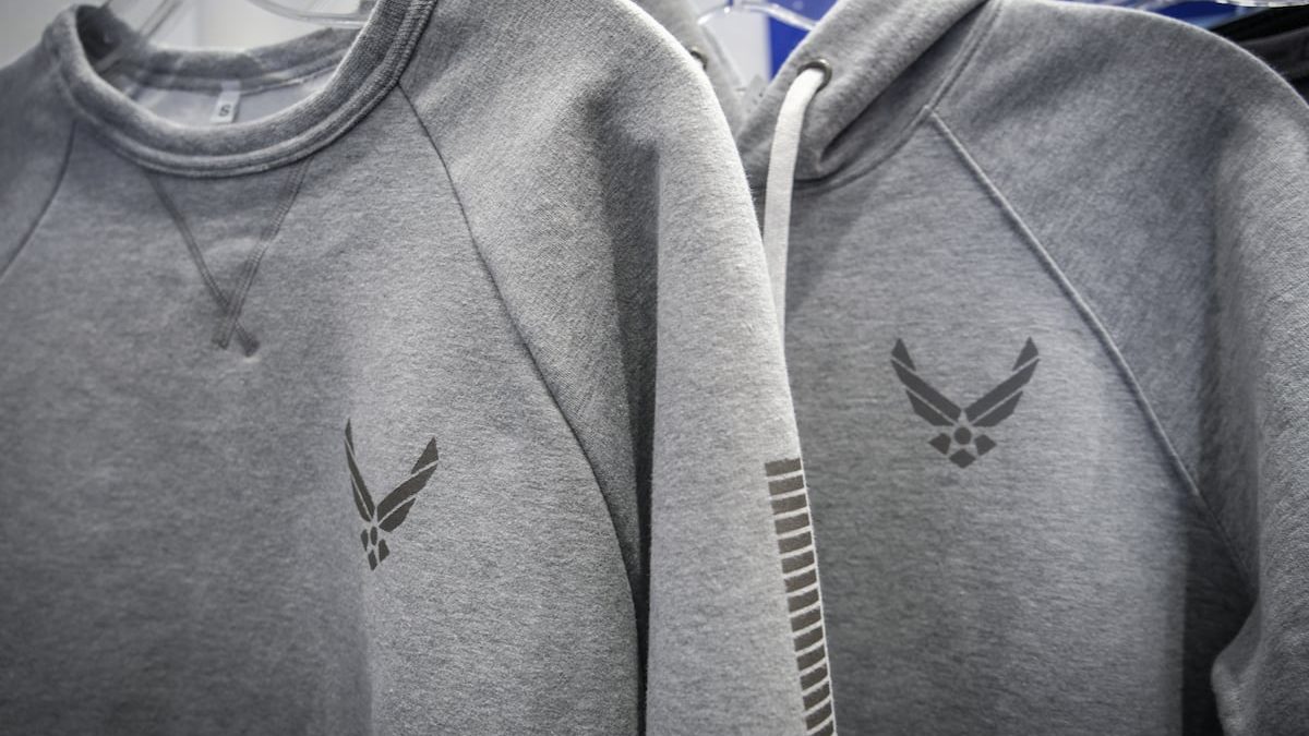 New US Air Force PT uniforms delayed, again, until November