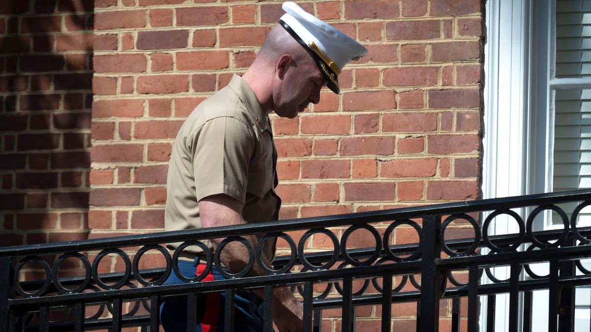 Marine who adopted Afghan orphan will stay in service