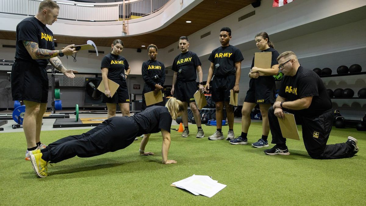 The Army’s black and gold PT uniforms are here to stay