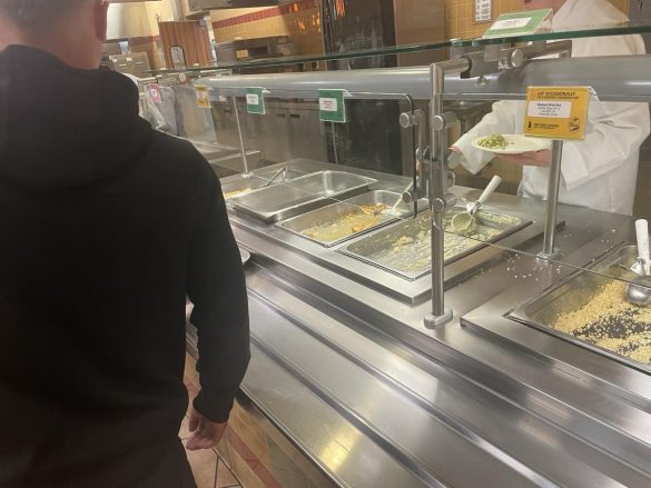 Soldiers report empty food kiosks, small portions at Fort Carson