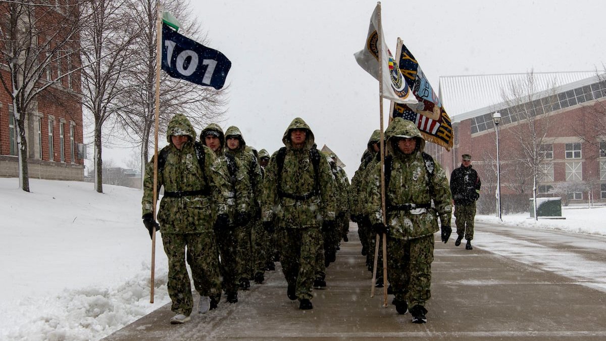 Navy to cut boot camp from 10 weeks to nine