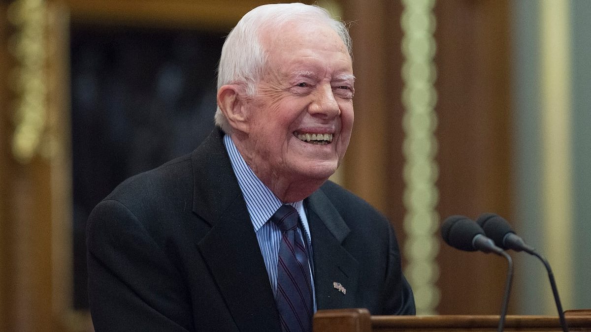 Jimmy Carter, 39th US president and Navy veteran, dies at 100