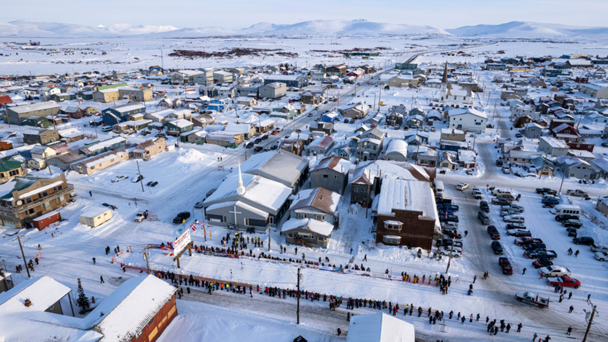 Search ongoing after Bering Air flight vanishes in Alaska with 10 onboard