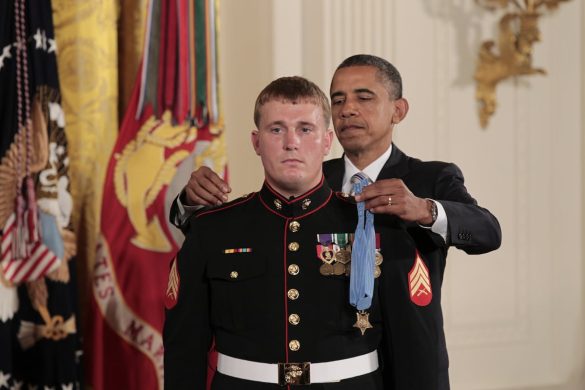 Afghanistan Medal of Honor recipient reenlists in Marine Corps Reserve