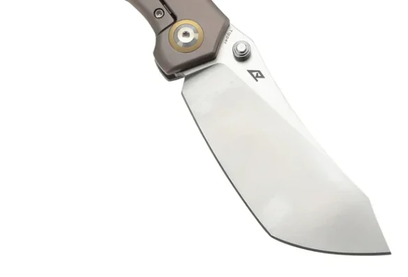 Kansept Tipper Touts Crazy Modified Cleaver