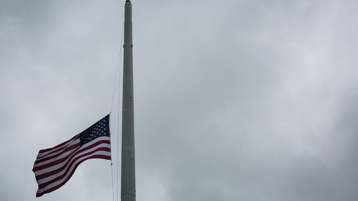 Body of missing airman recovered from lake in New Mexico