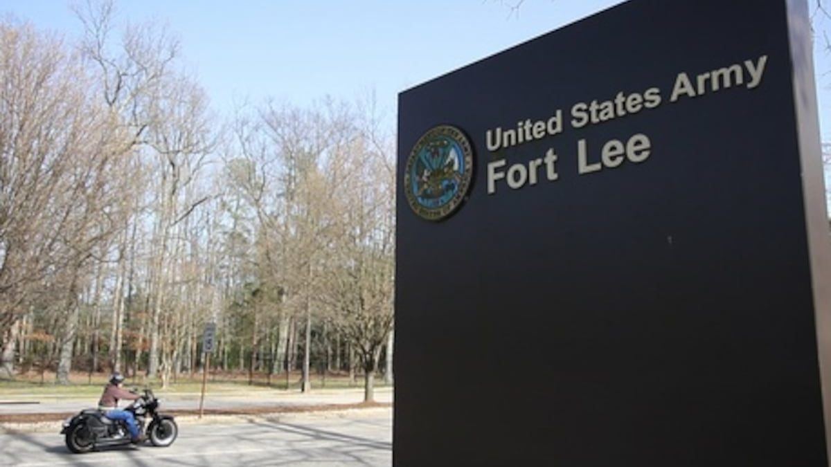Trump orders return to old, Confederate-linked names for 7 Army sites