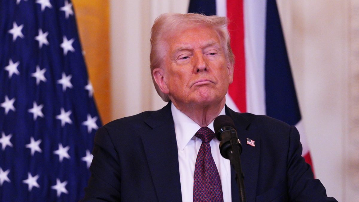 Ex-Coast Guard officer allegedly made death threats against Trump online
