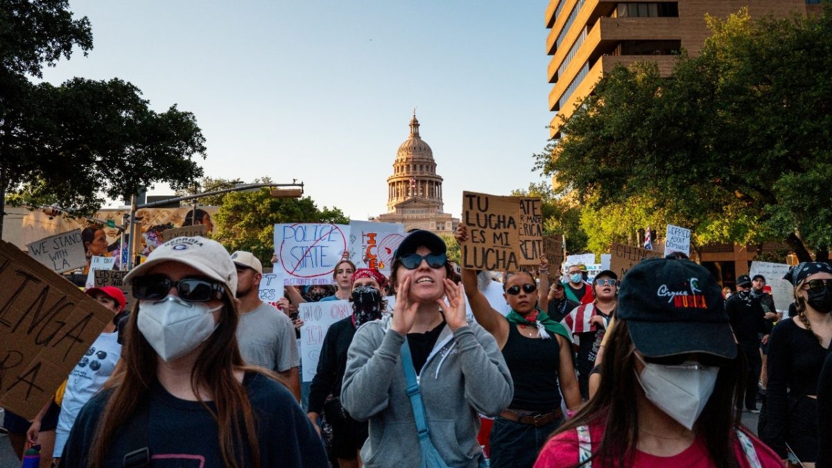 Austin police arrest 8 after anti-ICE protests turn violent, injuring officers