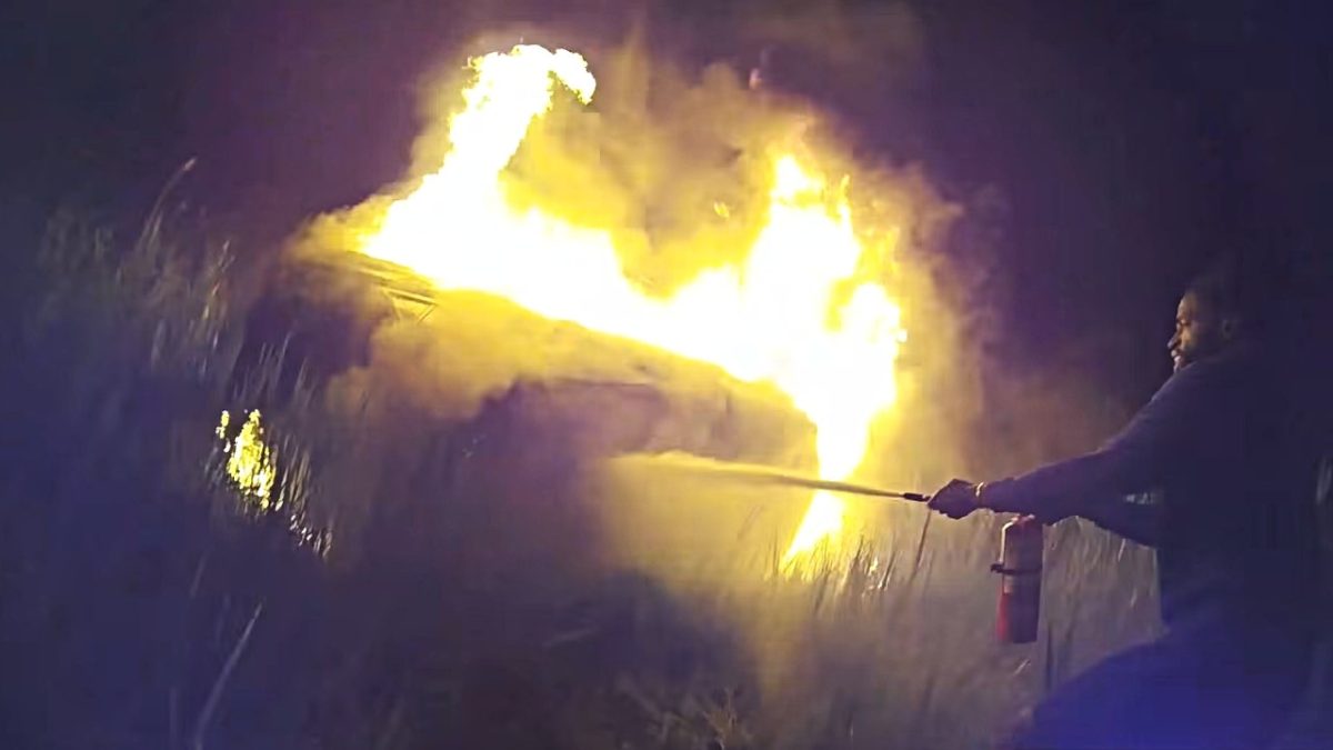 Fire rescue: Passing motorists help save elderly woman from burning car