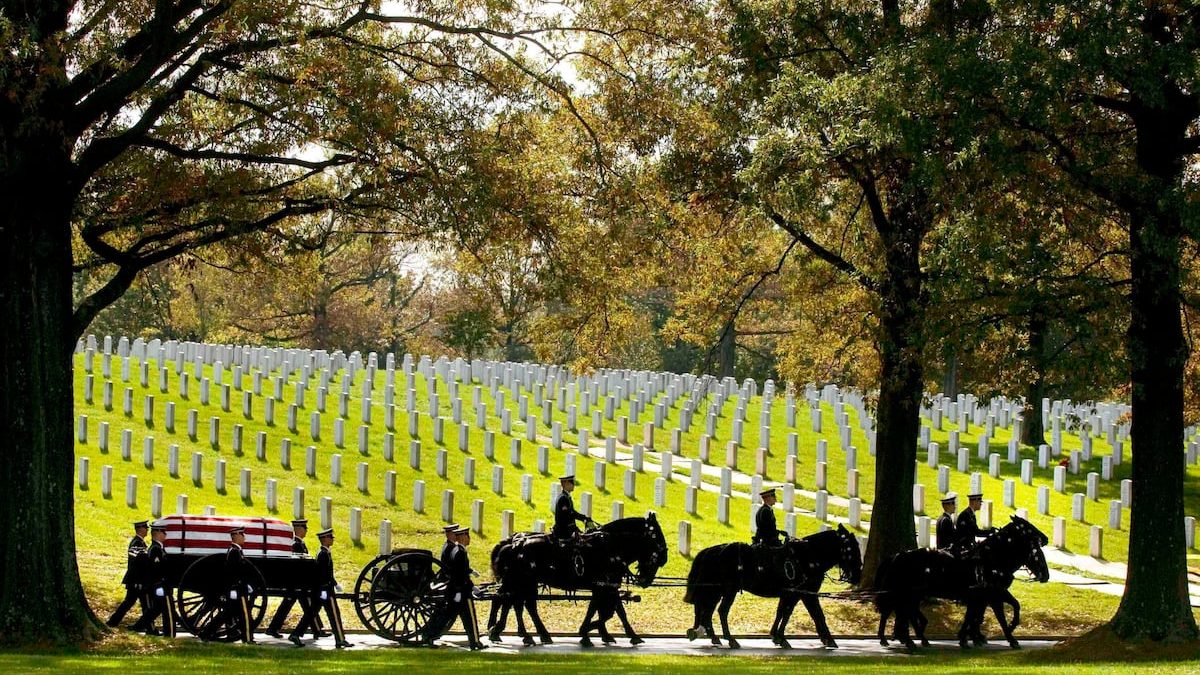 Army will end most of its ceremonial horse programs
