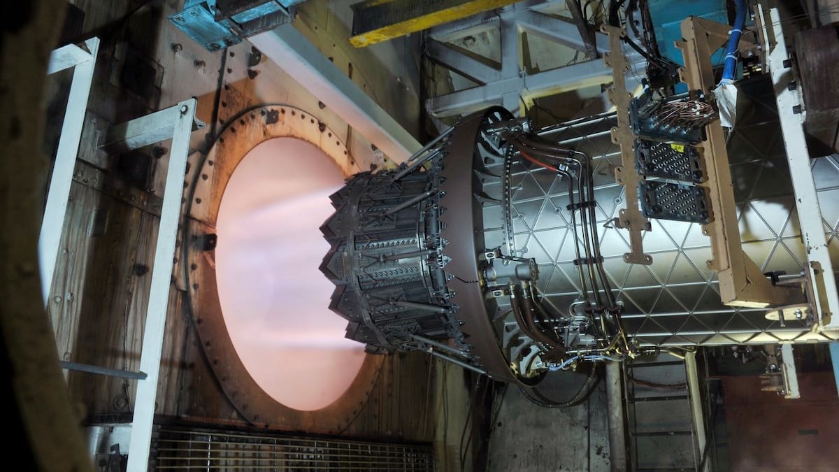 Navy awards Pratt $2.9B contract to build more F-35 engines