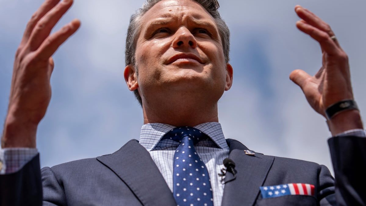 Hegseth abruptly summons hundreds of top military leaders to meeting