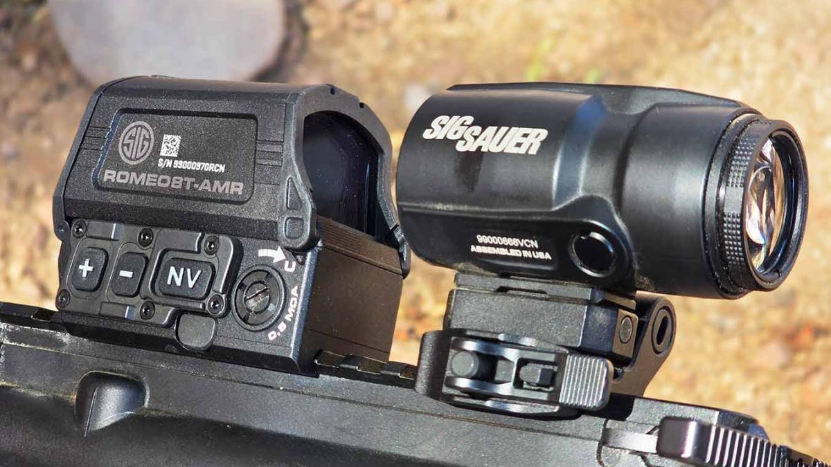 SIG SAUER Romeo8T-AMR Review: Magnets Are Magic