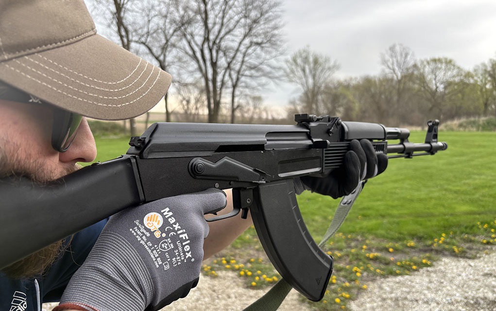 shooting arsenal best ak-47 +