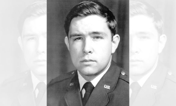 With his observer’s parachute shredded, this pilot gave up his own