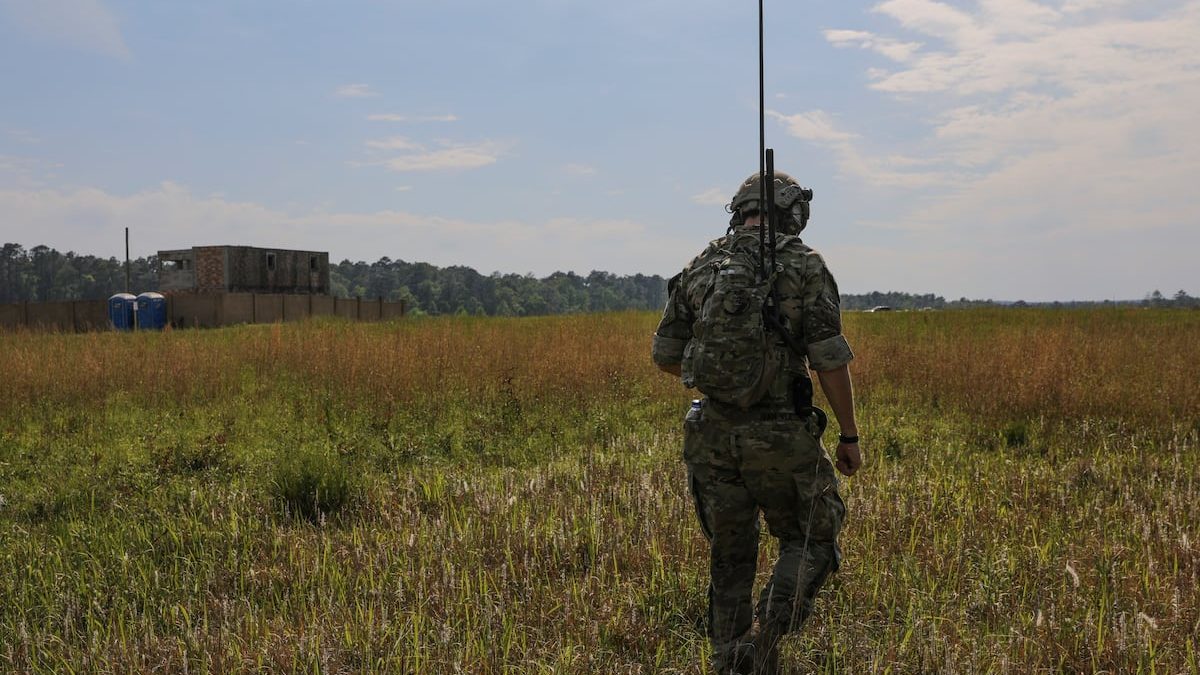 To coordinate strikes from space, US needs space JTACs, experts argue