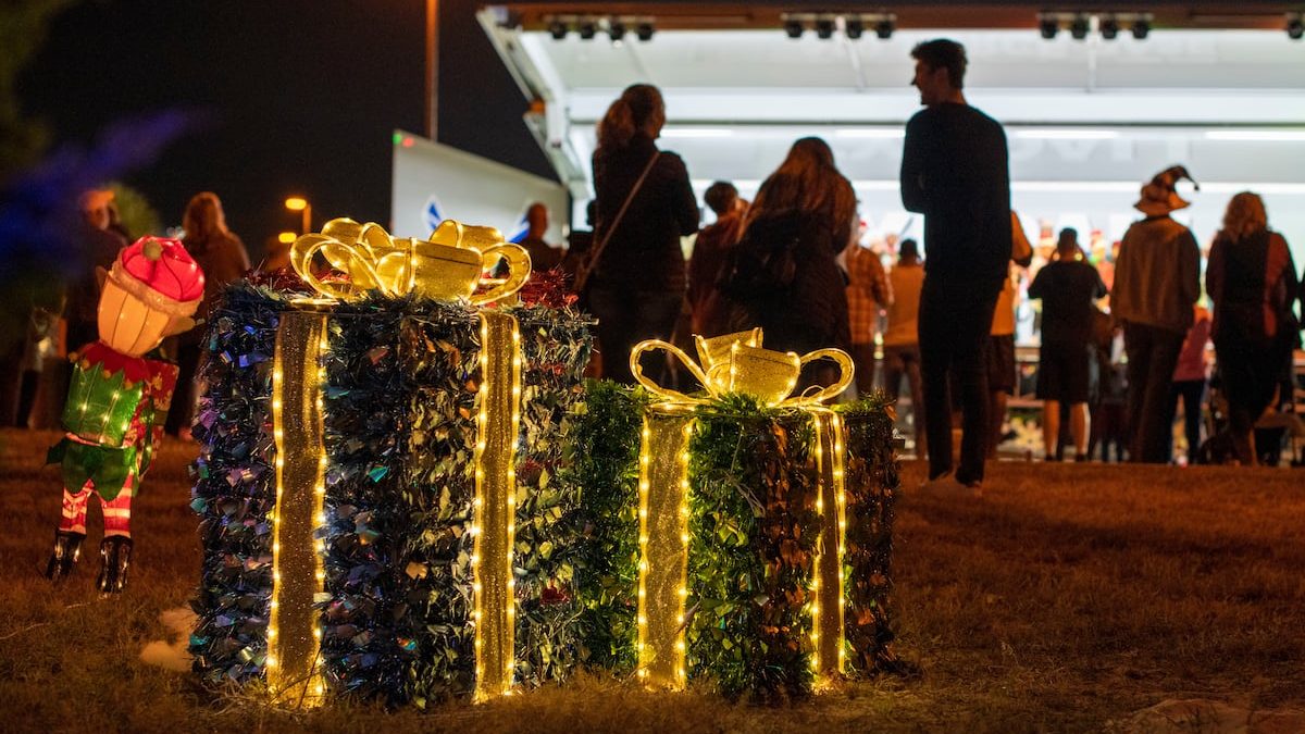 Private housing companies let troops deck the halls early for holidays