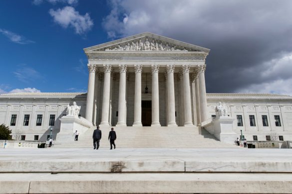 Supreme Court weighs if contractor can be sued for wartime negligence