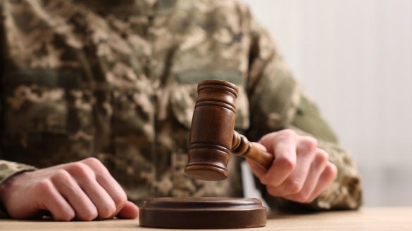 Experts: Troops risk court-martial over ‘illegal orders’ advice