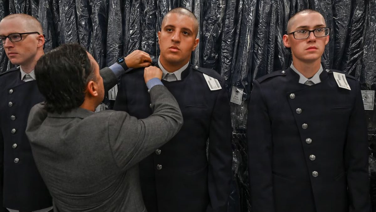 Space Force trainees first to don new dress uniform in graduation