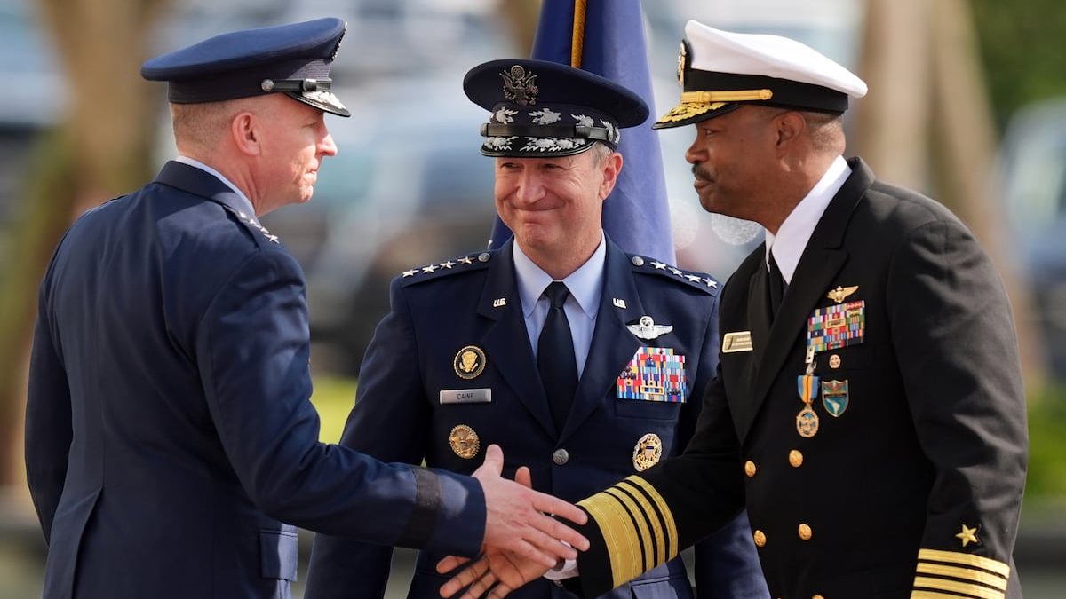 US admiral overseeing military operations in Latin America retires