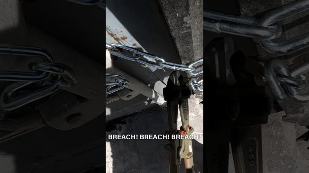 Fits in tight spaces