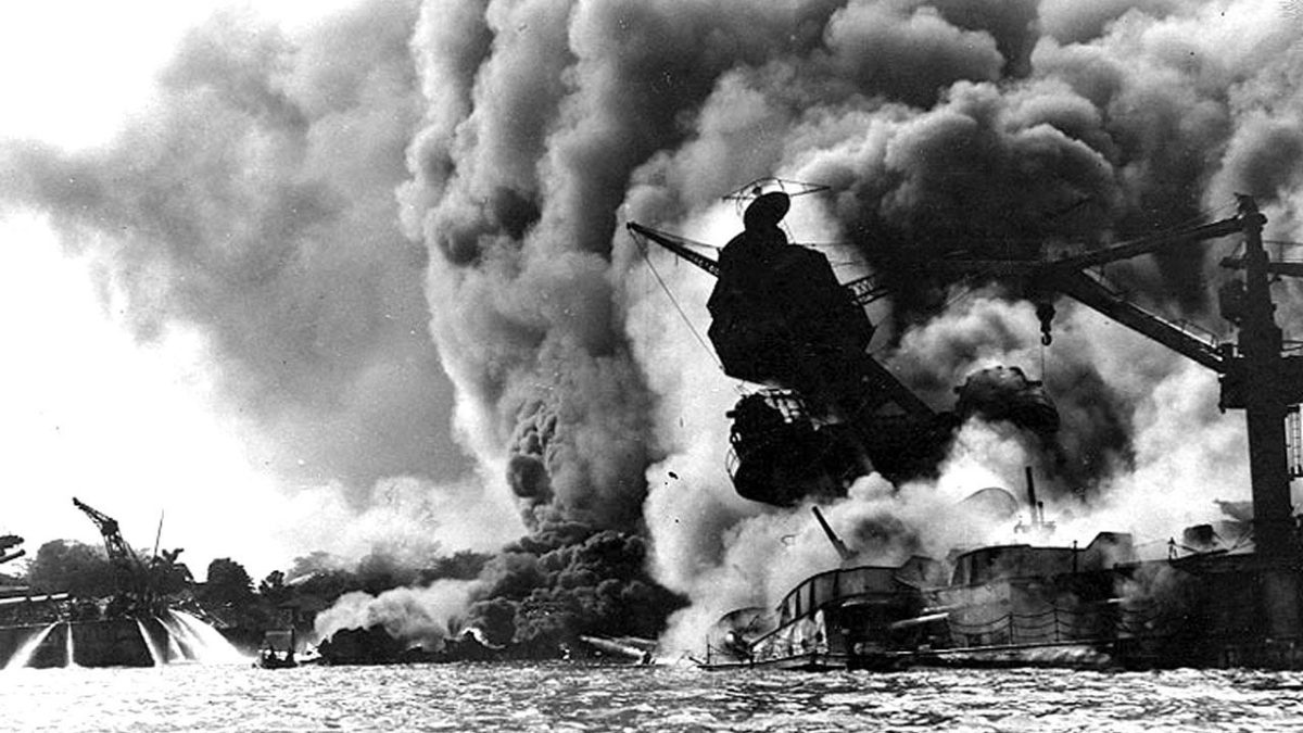103-year-old Pearl Harbor survivor Ken Schubring recalls Dec. 7 attack