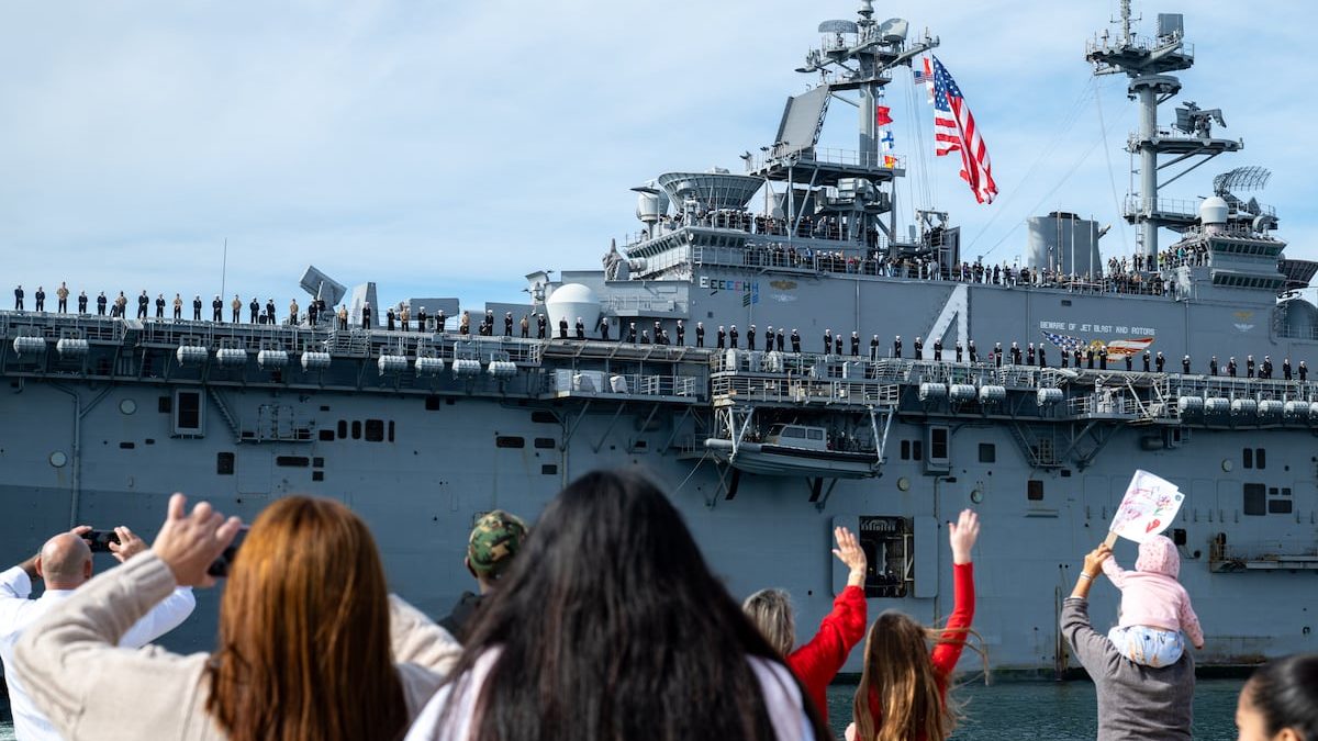 Navy recognizes leading installations with Battle ‘E’ Award