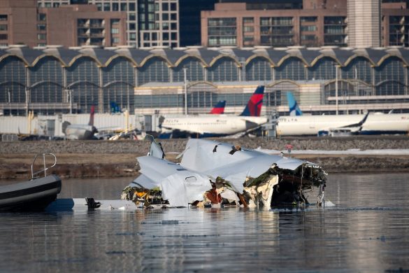 FAA, Army failures contributed to fatal DC air collision, report finds