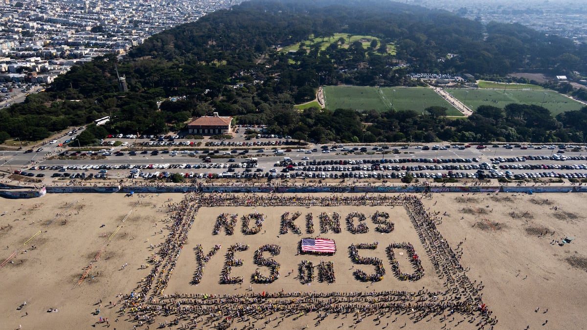 Ex-Navy SEAL convicted for plot to kill officers at California protest