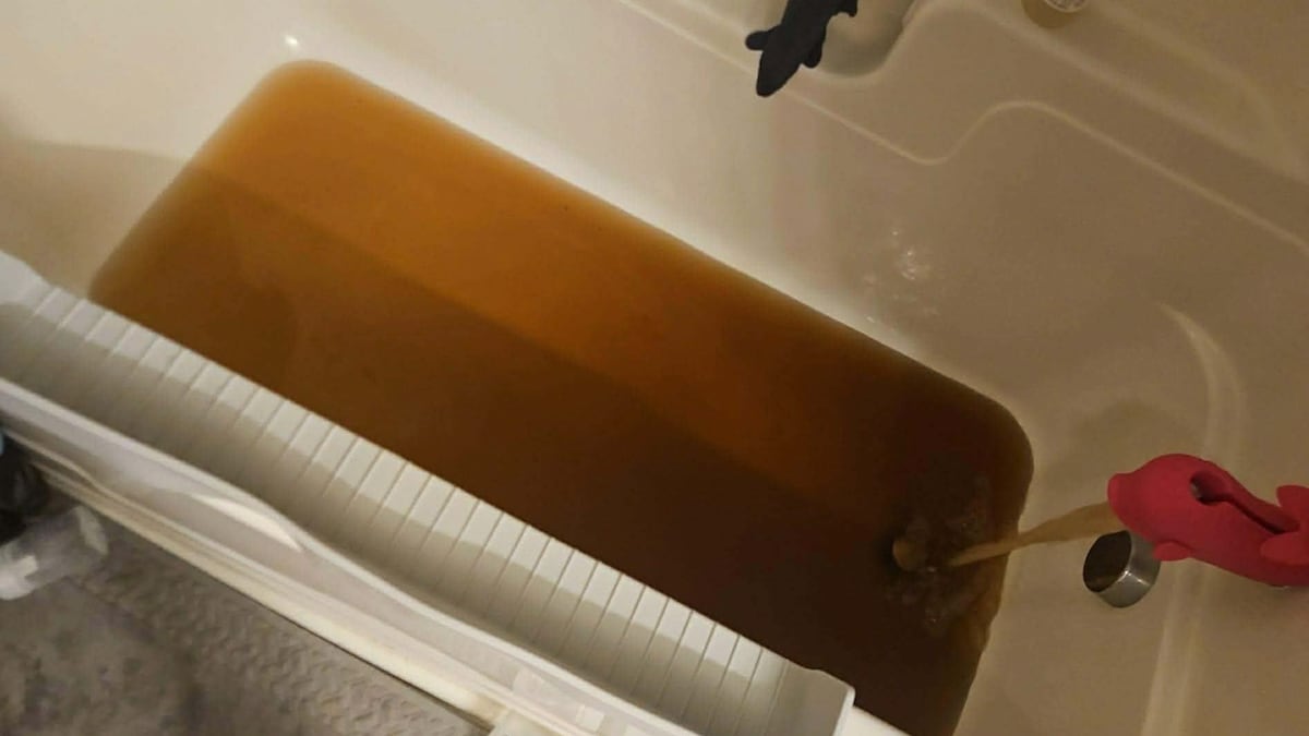 Brown water afflicts residents of military housing in New Jersey