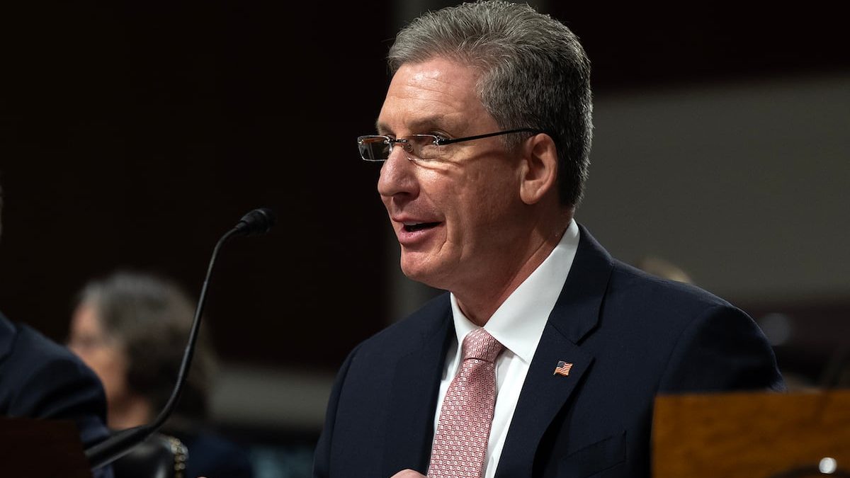 Retired Navy officer takes helm of DOD’s military health care