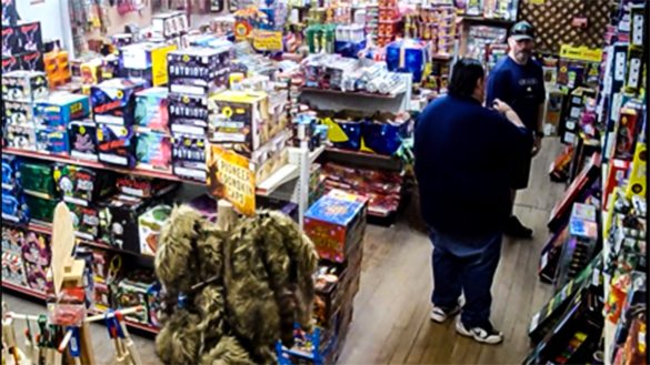 EX-Navy SEAL convicted for trying to harm police with explosives