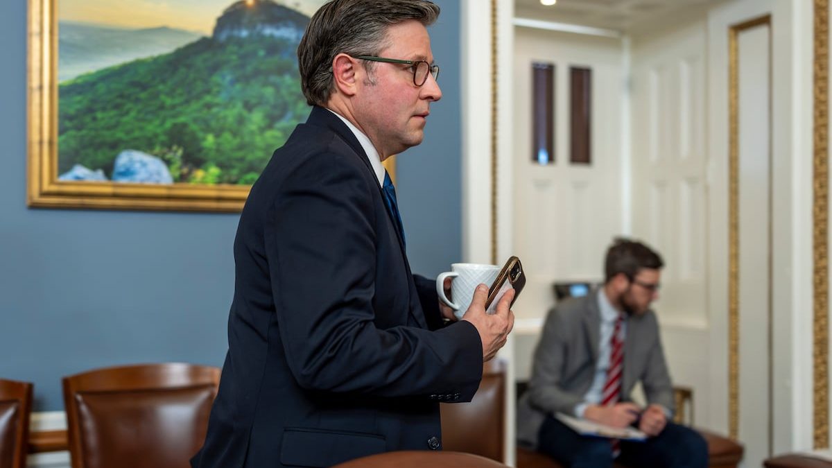 Trump urges House to vote quickly to end partial government shutdown