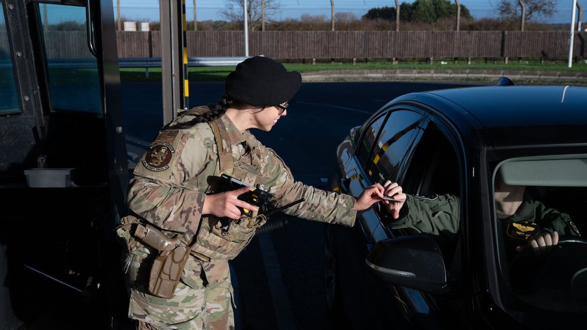 Proper greetings, professionalism hammered home in Air Force memo