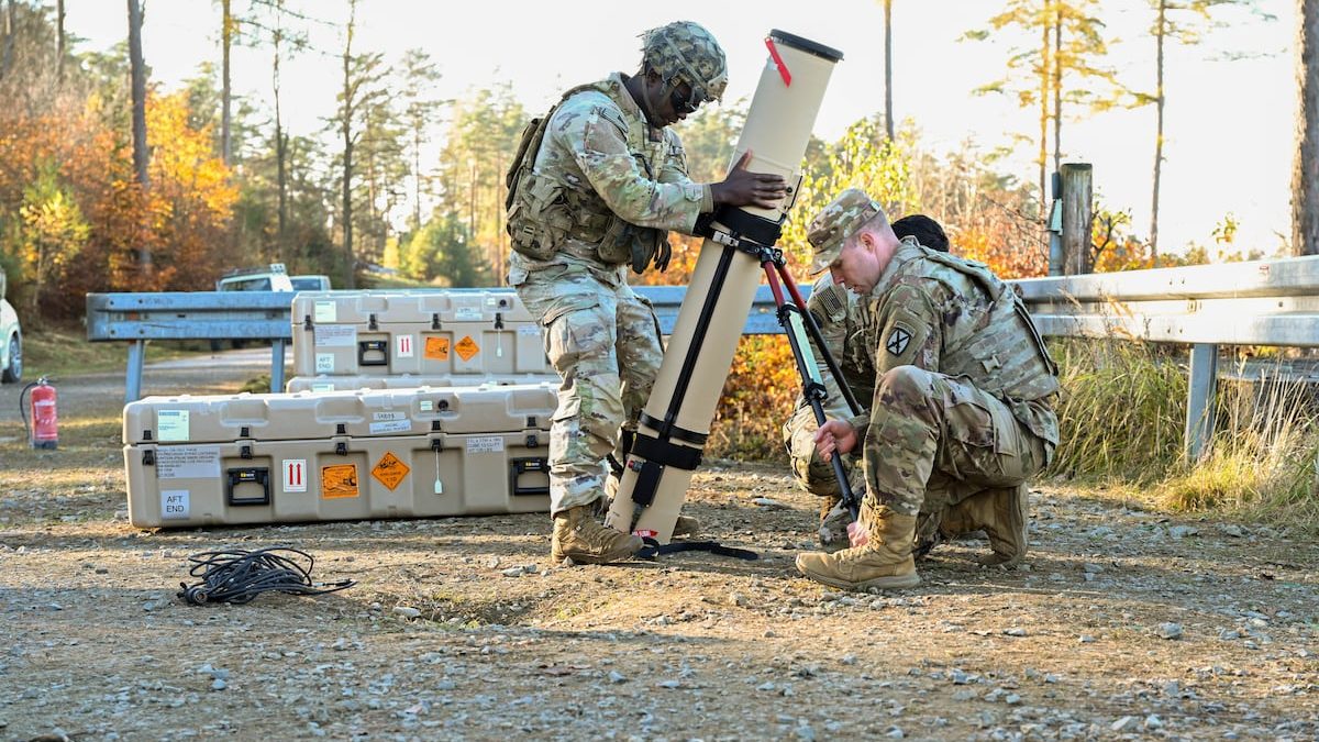 Army orders $186 million in Switchblade kamikaze drones, tank killers