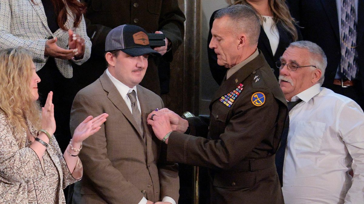 Trump’s State of Union gets mixed reviews, Purple Heart moment shows unity