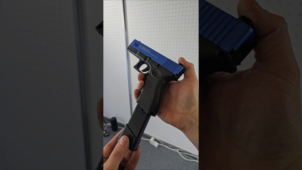 Special Pie – Laser training pistol