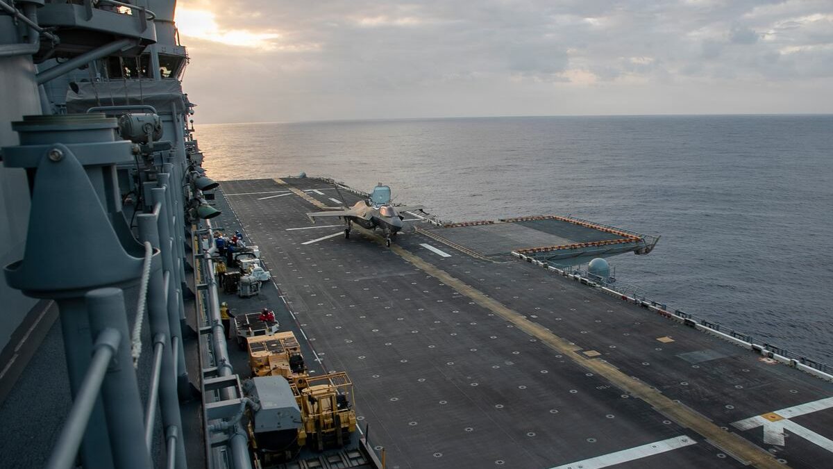 Pentagon reportedly sending more warships and Marines to Middle East