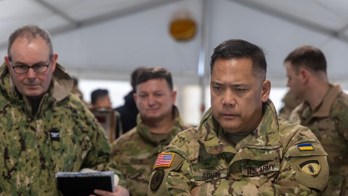 Army general left classified maps on a train in Poland, watchdog finds