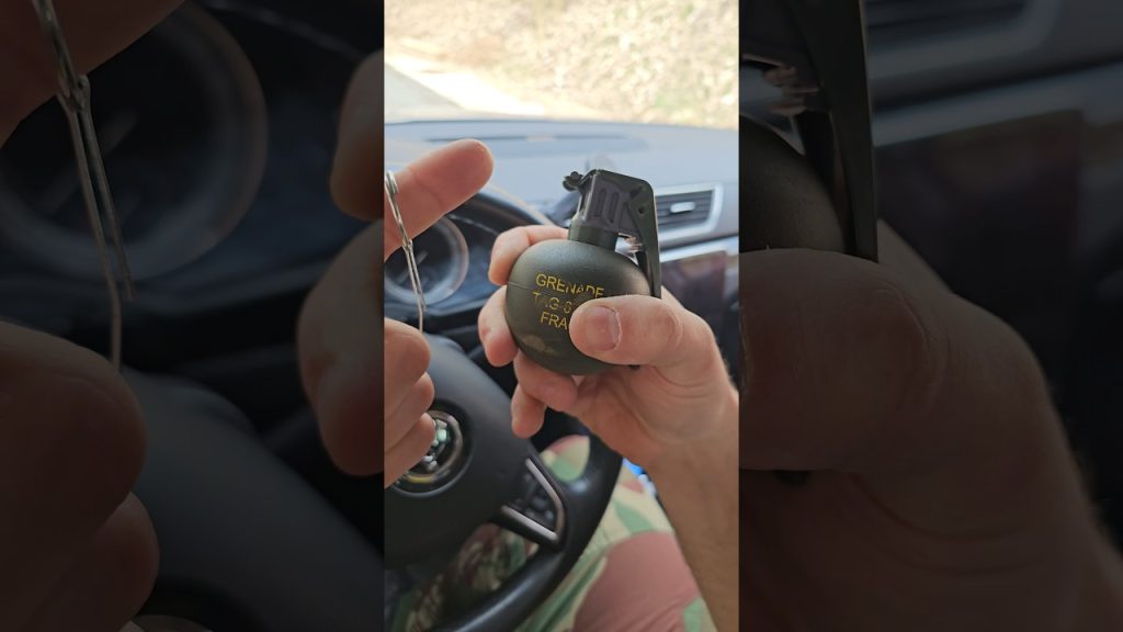 Can you defuse a hand grenade?