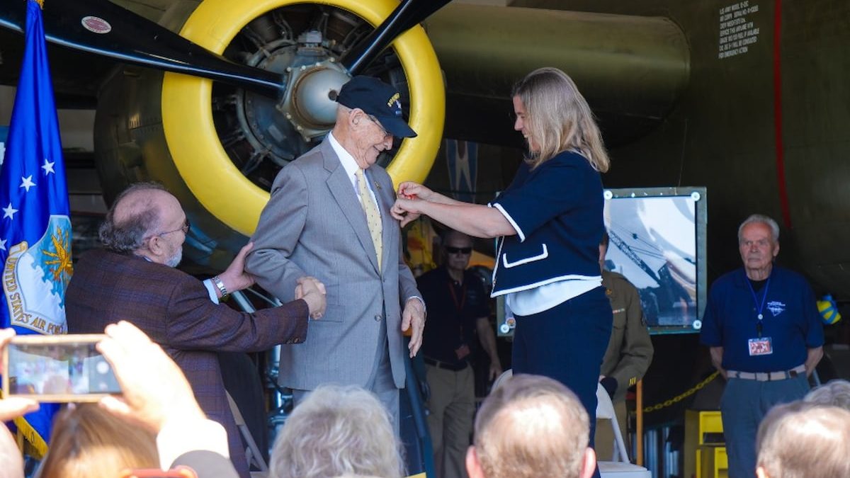 100-year-old B-17 turret gunner knighted by France