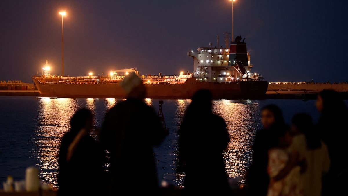 US denies Iranian reports of strike on warship, says ships transit Hormuz