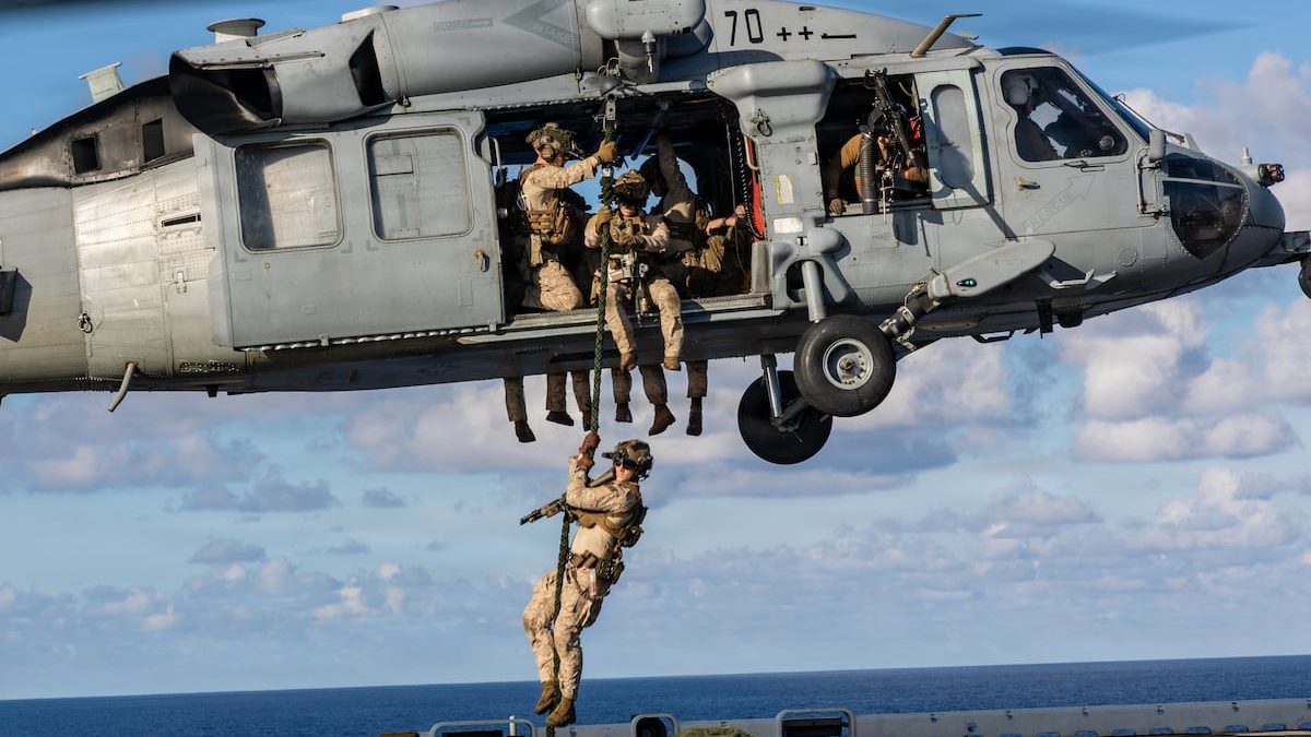 22nd MEU, Iwo Jima ARG head home after 10-month deployment