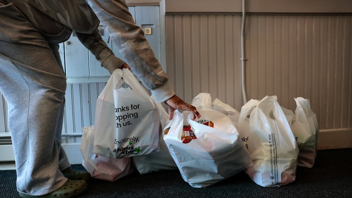 Doorstep grocery delivery expanding to all US commissaries