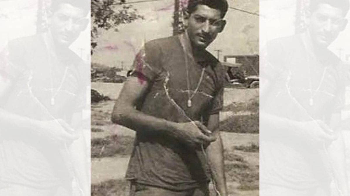 This US soldier tried to cover a retreat in Vietnam — and instead compelled the enemy to