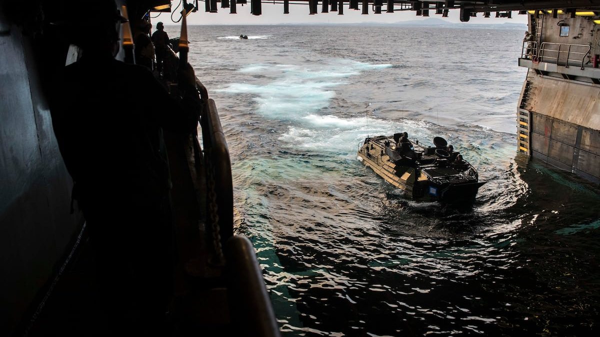 US transfers retired Marine Corps AAVs to allies defending Black Sea region