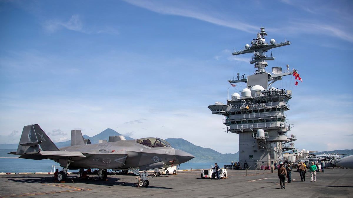 USS George Washington arrives in Vietnam amid China-Philippines strain