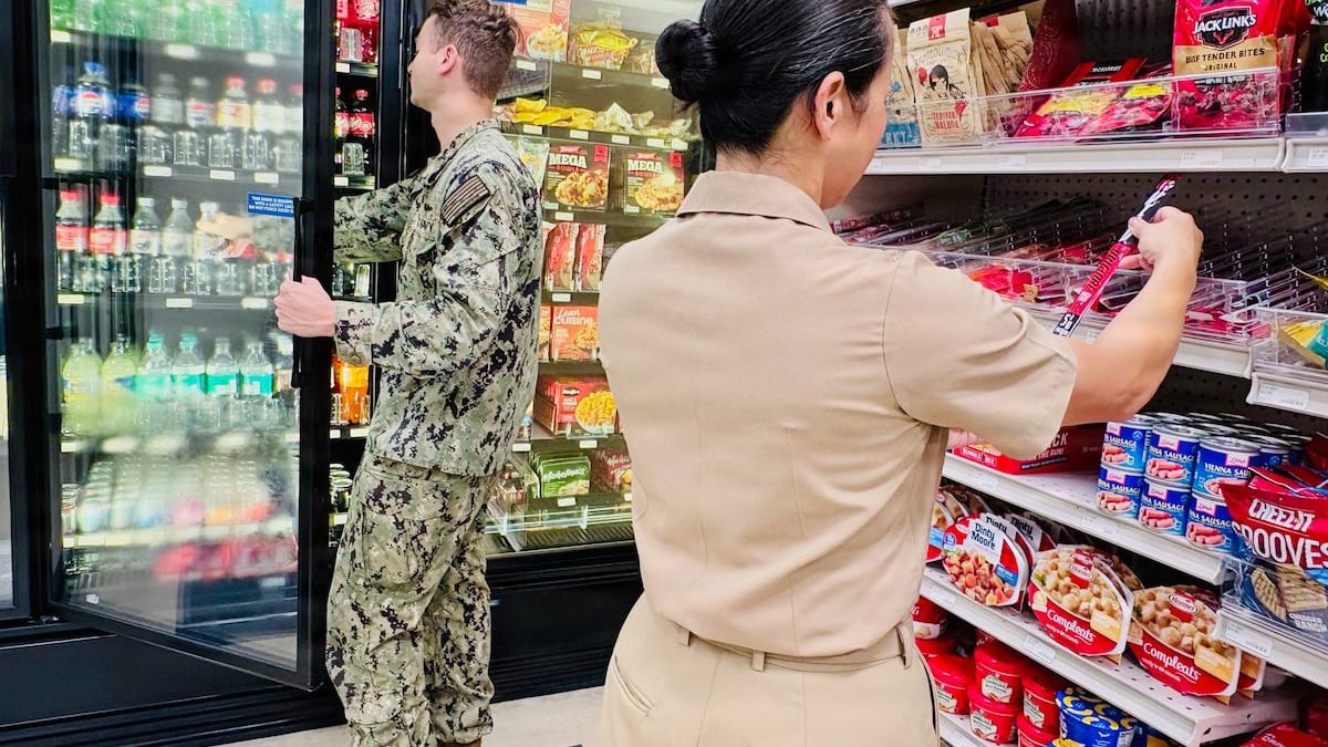 ‘Thanks, it has pockets!’: Service Khaki slacks featuring back pockets now available to female sailors